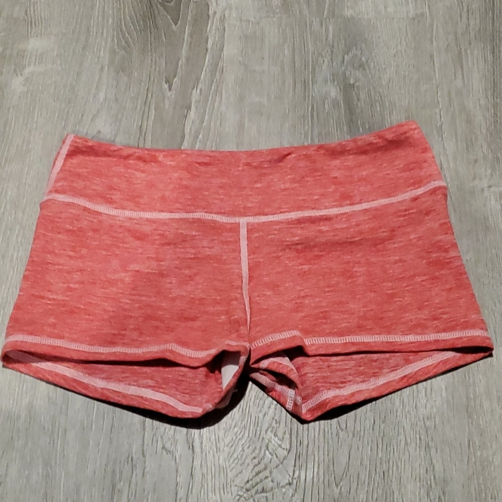 M Fleo shorts